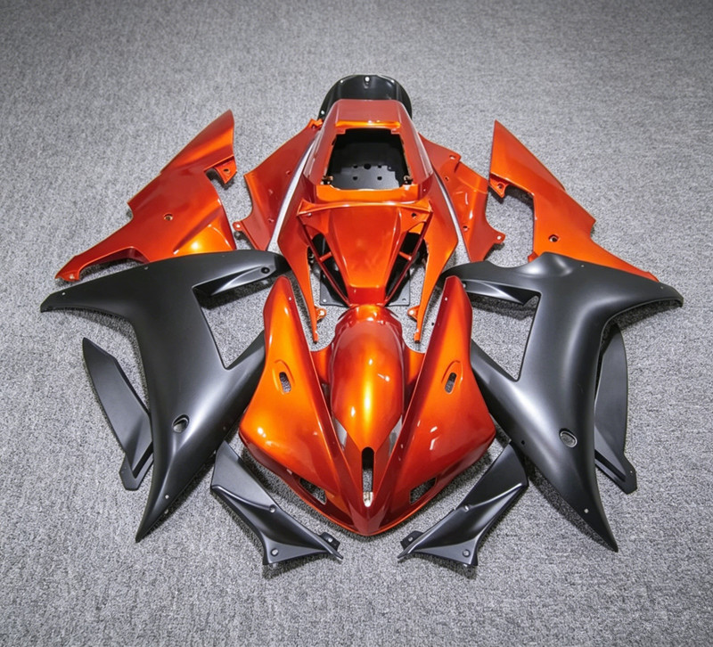 Model Kit Yamaha R1 - 4 هدايا جديدة من طقم حواجز