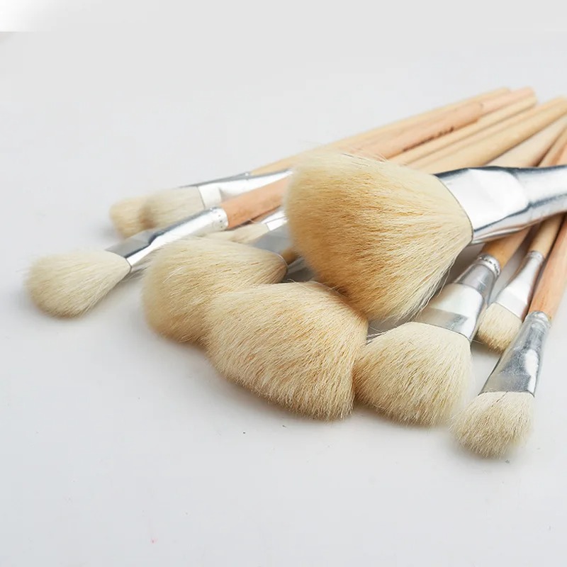 مجموعة فرش رسم احترافية من 7/1 - مراجعة Model Kit Acrylic Paint وسعره