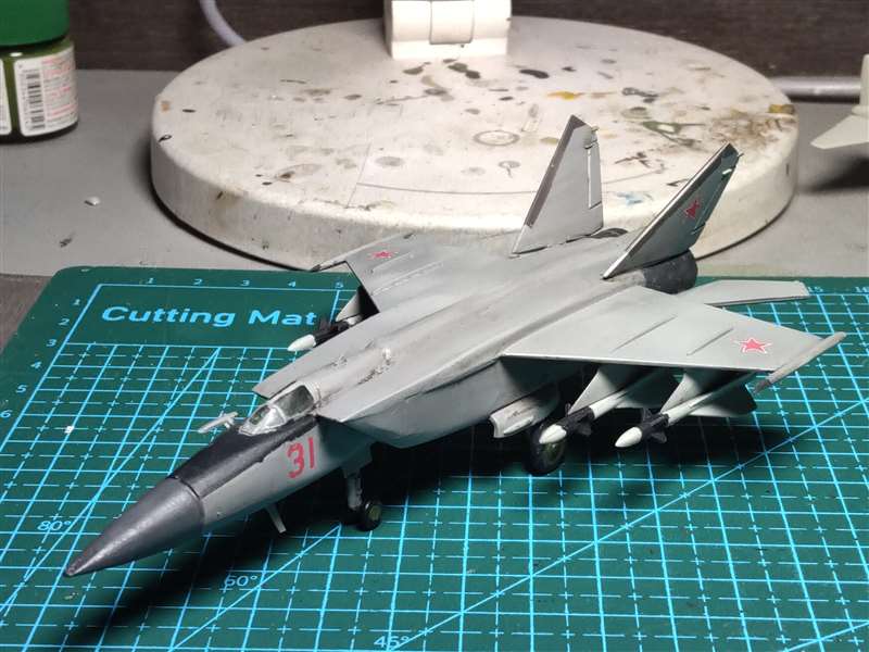 25 قطعة نموذج طائرة عسكرية بلا - مراجعة Model Kit Ww2 وسعره