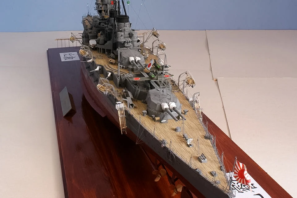 مقياس 1:200 WW2 سفينة حربية Hi - مراجعة Model Kit Ww2 وسعره